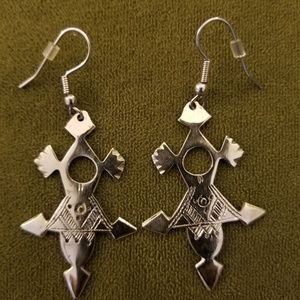 Sterling Silver Native American Salamander Earring